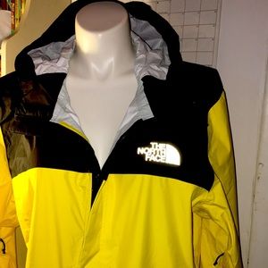 🏈🏈 The North Face Jacket NWT Men’s Size X-Large